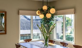 210 Venetian Rd, Aptos, CA 95003