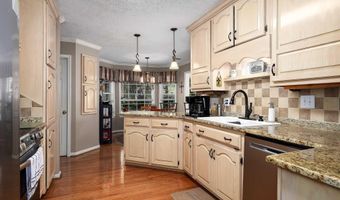 140 GREENFIELD Ln, Alabaster, AL 35007