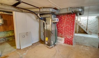 1053 Washington Ave, Alton, IL 62002