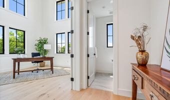 3855 Royal Manor Pl, Santa Rosa, CA 95404