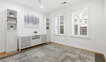 739 NEWTON Pl NW 202, Washington, DC 20010