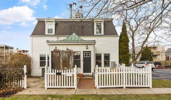 8 R Mount Vernon 6, Boston, MA 02125