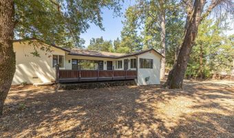 525 Keyes Ave, Angwin, CA 94508