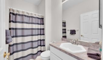 96 Sandpiper Dr, Bayville, NJ 08721