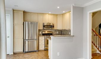 4659 LAMBERT Dr, Alexandria, VA 22311