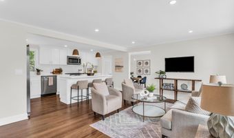 620 Tiller Ave, Beachwood, NJ 08722