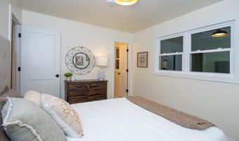 5905 Malabar Ln, Madison, WI 53711