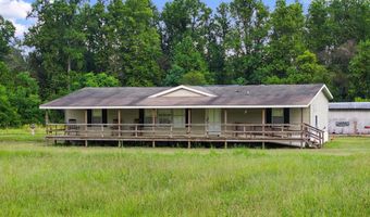 82 Harris Rd, Baxley, GA 31513