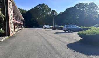136 Liberty St, Clinton, CT 06413