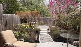 10857 DEBORAH Dr, Potomac, MD 20854
