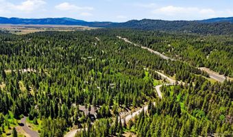5 Laurins Ln, Cascade, ID 83611