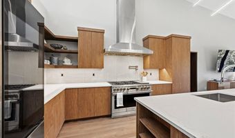 410 N Aspen St, Alma, CO 80420