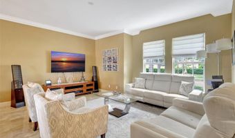 5518 LUMINAR POINTE Ln, Apollo Beach, FL 33572
