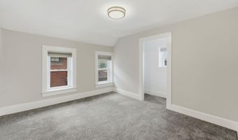 305 W 7Th St, Auburn, IN 46706