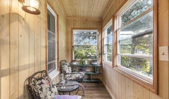 6133 Bancroft Ave SE, Alto, MI 49302