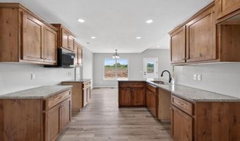420 Beavertail Rd, Ash Grove, MO 65604