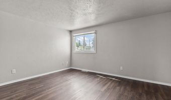 2470 W GLENDALE Ave 2D, Appleton, WI 54914