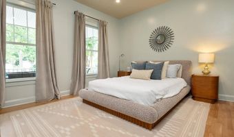 8 SHILEY St, Annapolis, MD 21401