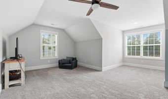 834 Winston Pines Dr, Aberdeen, NC 28315