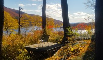 49 Tyler St, Brattleboro, VT 05301