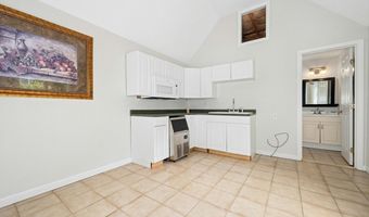 19 Elizabeth Dr, Auburn, MA 01501