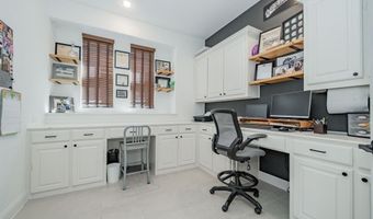 2419 Resort Dr, Heath, TX 75126