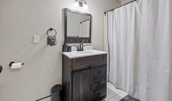 426 Emmett St APT N, Bristol, CT 06010