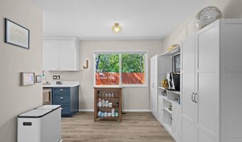 18385 SW DIVISION St, Beaverton, OR 97078