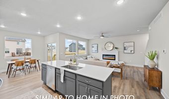 2310 Chan Dr, Adel, IA 50003