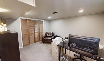 39 Valley Dr, Casper, WY 82604