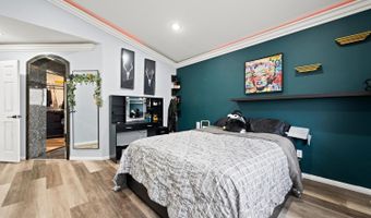 29819 Platanus Dr, Escondido, CA 92026