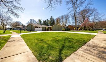 709 Wyleswood Dr, Berea, OH 44017