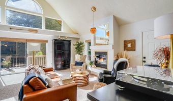 283 S DOLPHIN St, Rockaway Beach, OR 97136