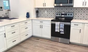 327 OAKWOOD St, Bethany Beach, DE 19930