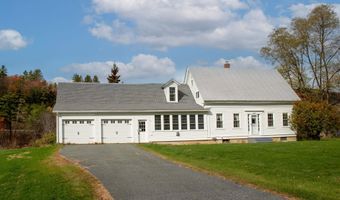 391 Bimson Dr, Barnet, VT 05821