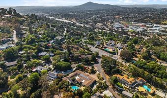 9865 Edgelake Dr, La Mesa, CA 91941