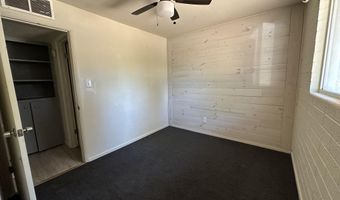 19060 E PALM Ln, Black Canyon City, AZ 85324