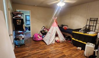 246 E 14th St, Baxter Springs, KS 66713