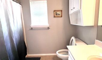 311 S Parkridge Dr, Benton, LA 71006