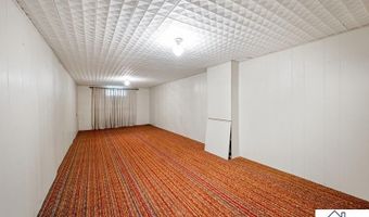 1614 Gateway Dr, Albert Lea, MN 56007