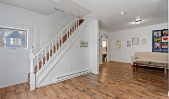 346 Locust Ave, Amsterdam, NY 12010