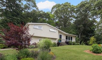 10 Guzeika Rd, North Kingstown, RI 02852