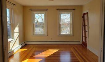 40 E Barrows St 2, Cumberland, RI 02864