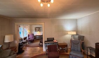 10 Palm St, Baileyville, ME 04694