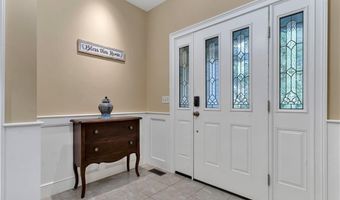 95 Crickett Cir, East Greenwich, RI 02818