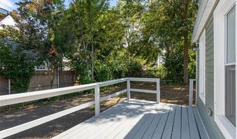 90 Huron St, Warwick, RI 02889