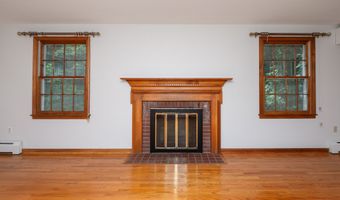 198 N Timber Ln, Cheshire, CT 06410