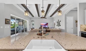 6104 SHADOWLAKE Dr, Apollo Beach, FL 33572