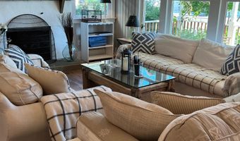 204 CORAL St, Beach Haven, NJ 08008