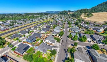 2002 S 60TH St, Springfield, OR 97478